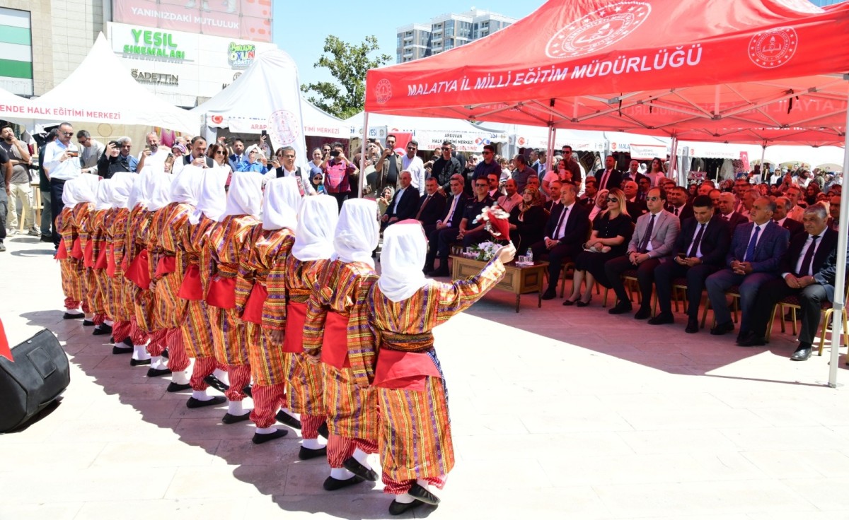 Hayat Boyu Öğrenme Haftası Şenlikleri Başladı