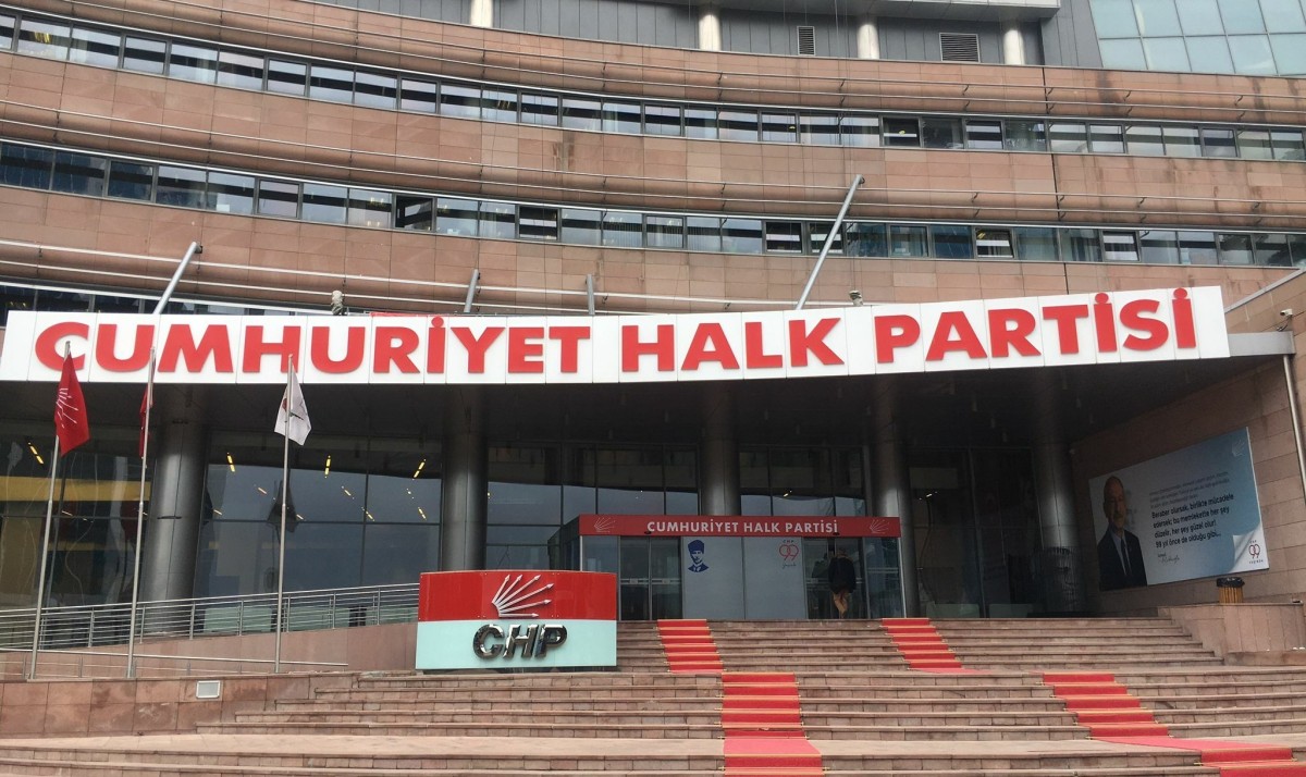 Veli Ağbaba Dahil 9 Milletvekilinin Üyeliği Silindi!